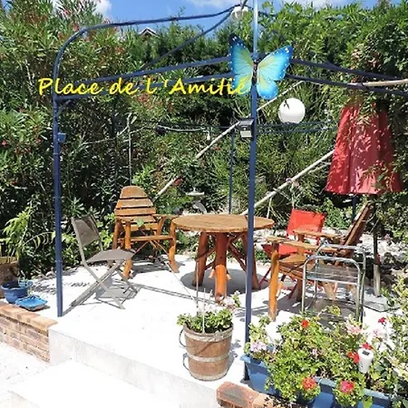 Chez Papy Et Mamy Отель типа 