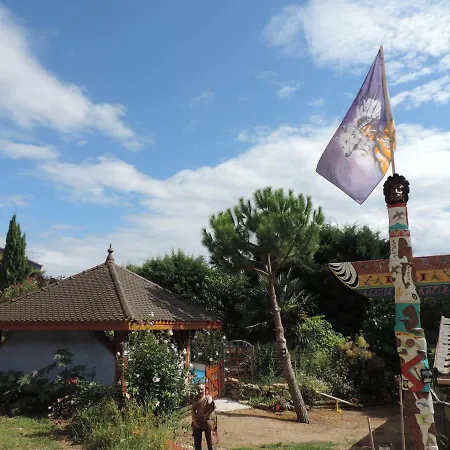 Bed & Breakfast Chez Papy Et Mamy 3*