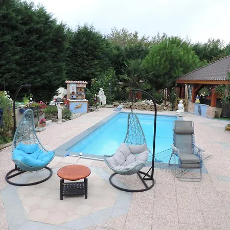 Chez Papy Et Mamy Bed & Breakfast Saint-Chef