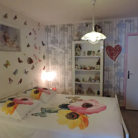 Bed & Breakfast Chez Papy Et Mamy 3*