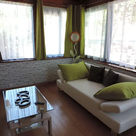 Chez Papy Et Mamy Bed and breakfast Saint-Chef